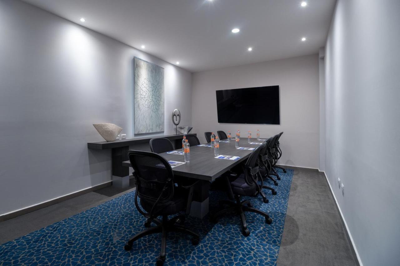Holiday Inn Express Hotel & Suites Hermosillo By Ihg Esterno foto