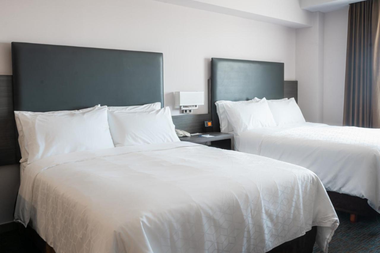 Holiday Inn Express Hotel & Suites Hermosillo By Ihg Esterno foto