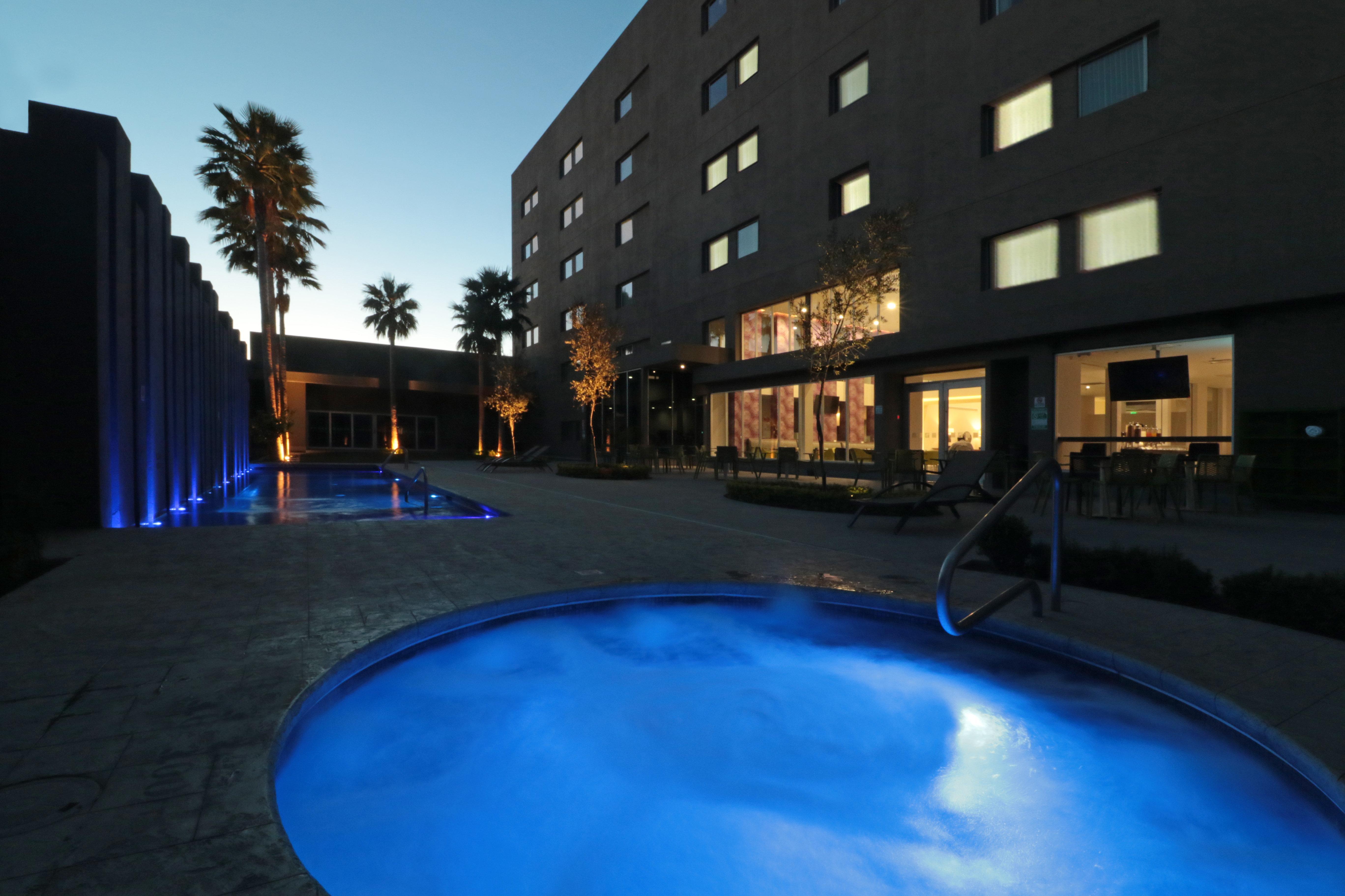 Holiday Inn Express Hotel & Suites Hermosillo By Ihg Esterno foto