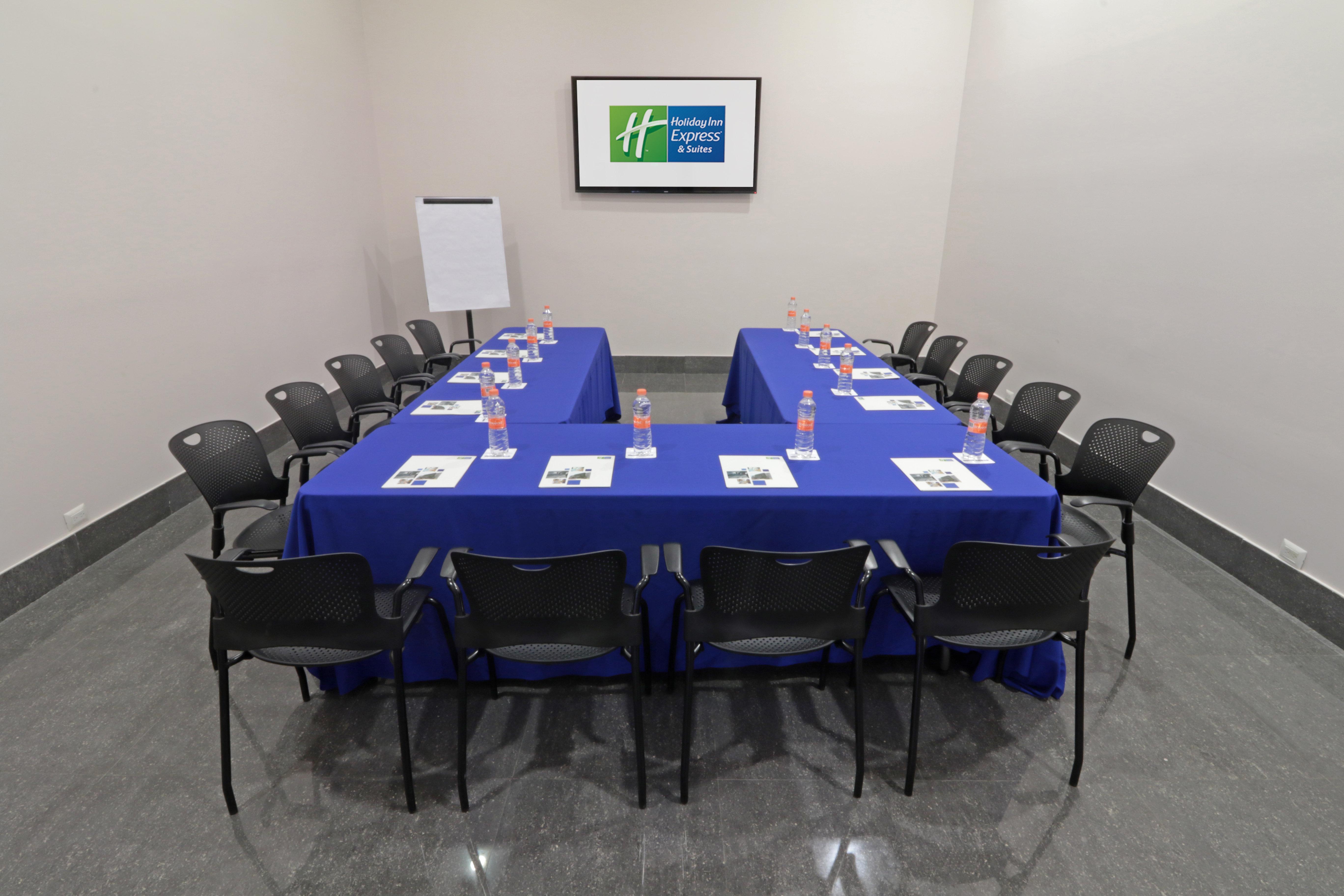 Holiday Inn Express Hotel & Suites Hermosillo By Ihg Esterno foto