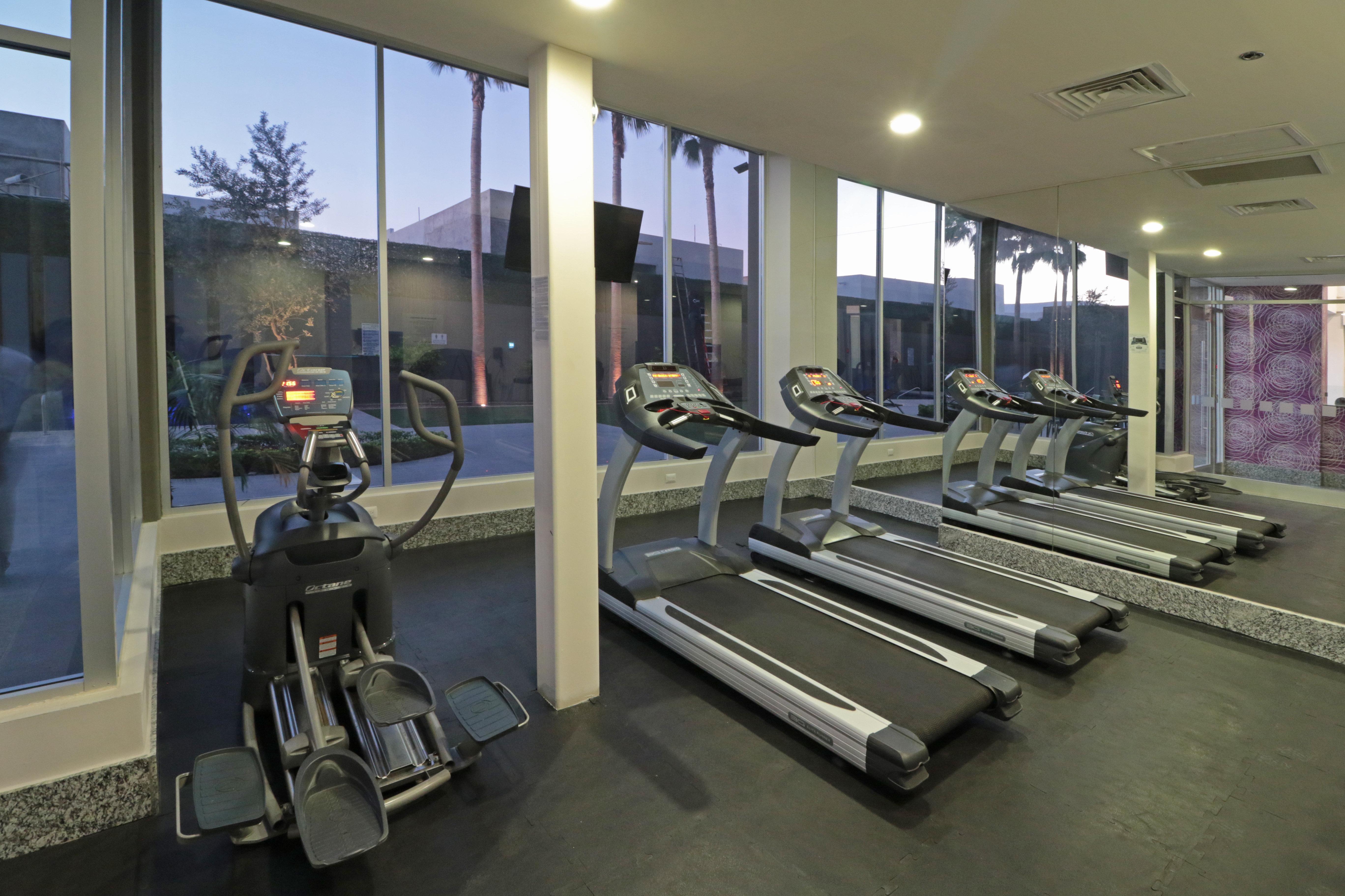 Holiday Inn Express Hotel & Suites Hermosillo By Ihg Esterno foto
